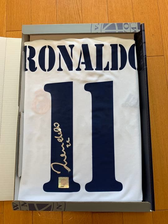 ブラジル　ロナルド　直筆サイン　ユニホーム　レアル　鑑定書付き　写真付き