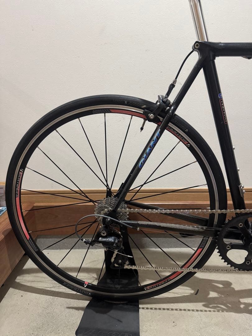 ジャイアント　フルカーボンロードバイク