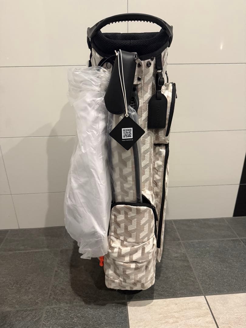 マニウノ MANIUNO キャディバッグ ホワイトグレー　定価13万