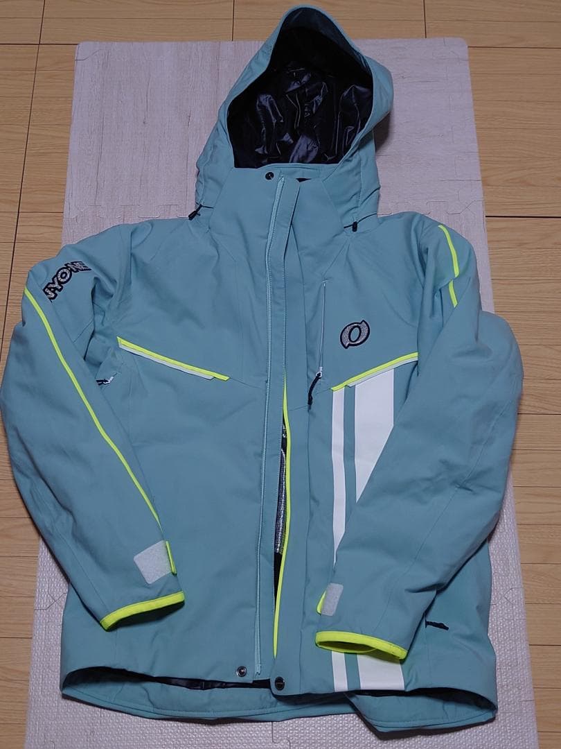 オンヨネ　スキーウェア（ジャケット・パンツ）※ばら売り不可