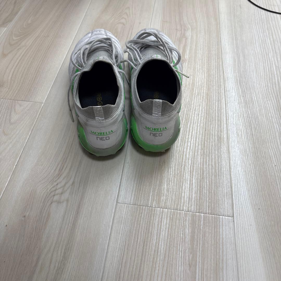 ミズノモレリアネオ4β