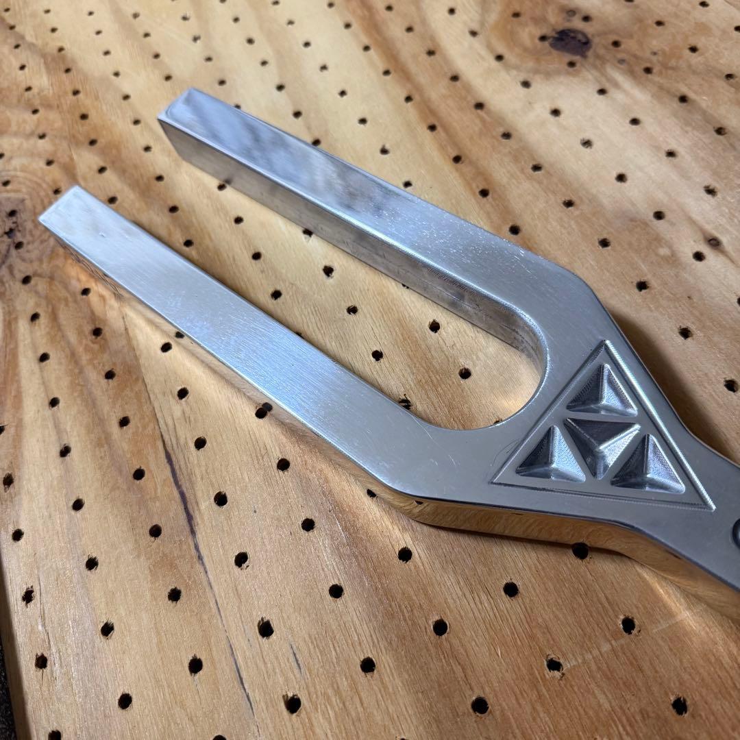 【希少】F342Hz 大型音叉 スピリチュアル治癒 美しい音色