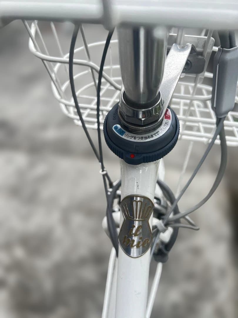 電動アシスト自転車 イルミオ（ホワイトモデル E.XBKホワイト　限定