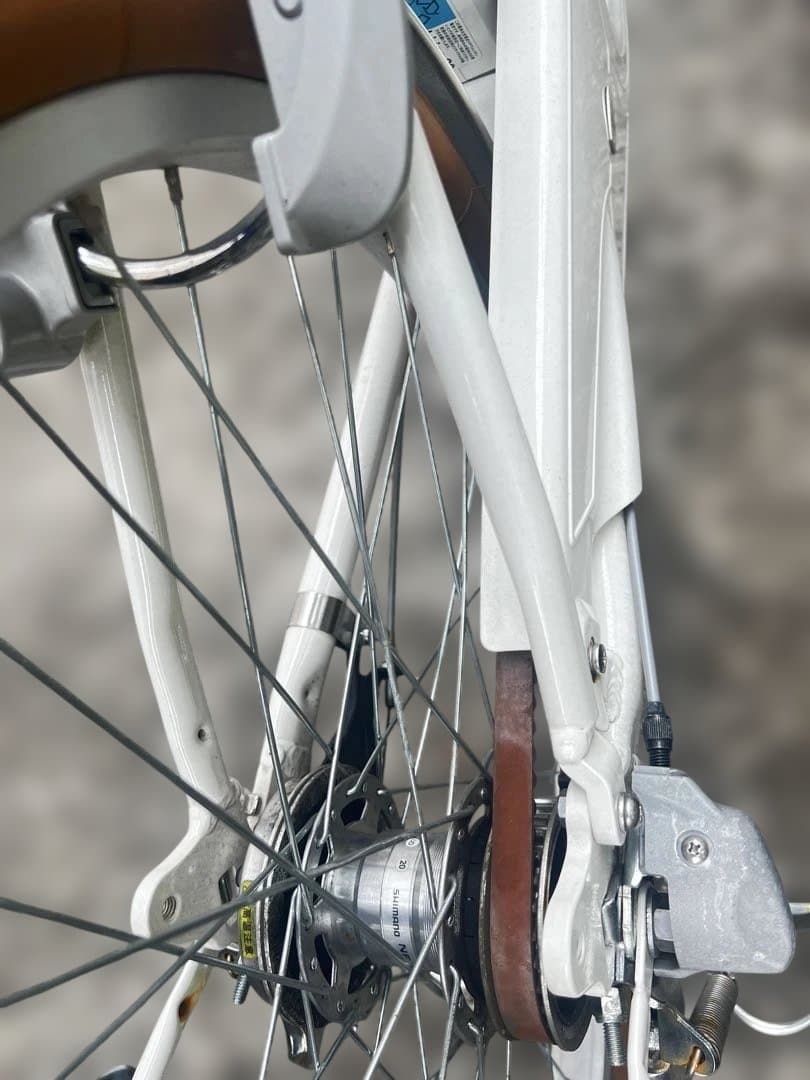 電動アシスト自転車 イルミオ（ホワイトモデル E.XBKホワイト　限定