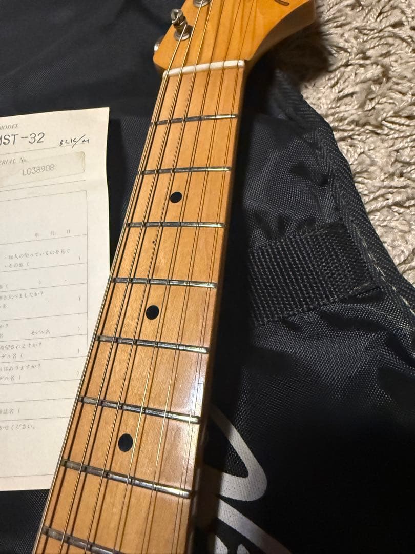 Fender Japan Stratocaster 21フレット ダメージあり