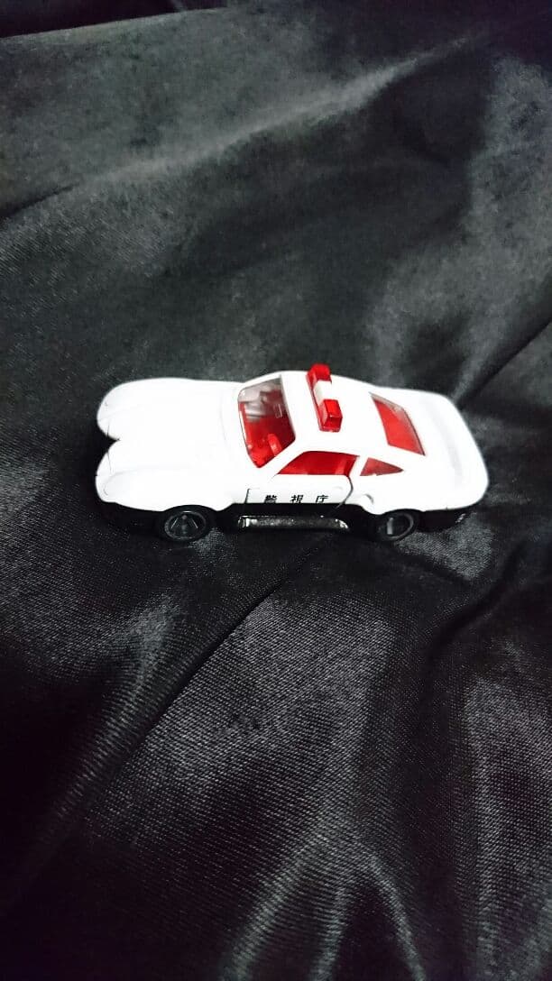 トミカ・パトカー・ポルシェ959