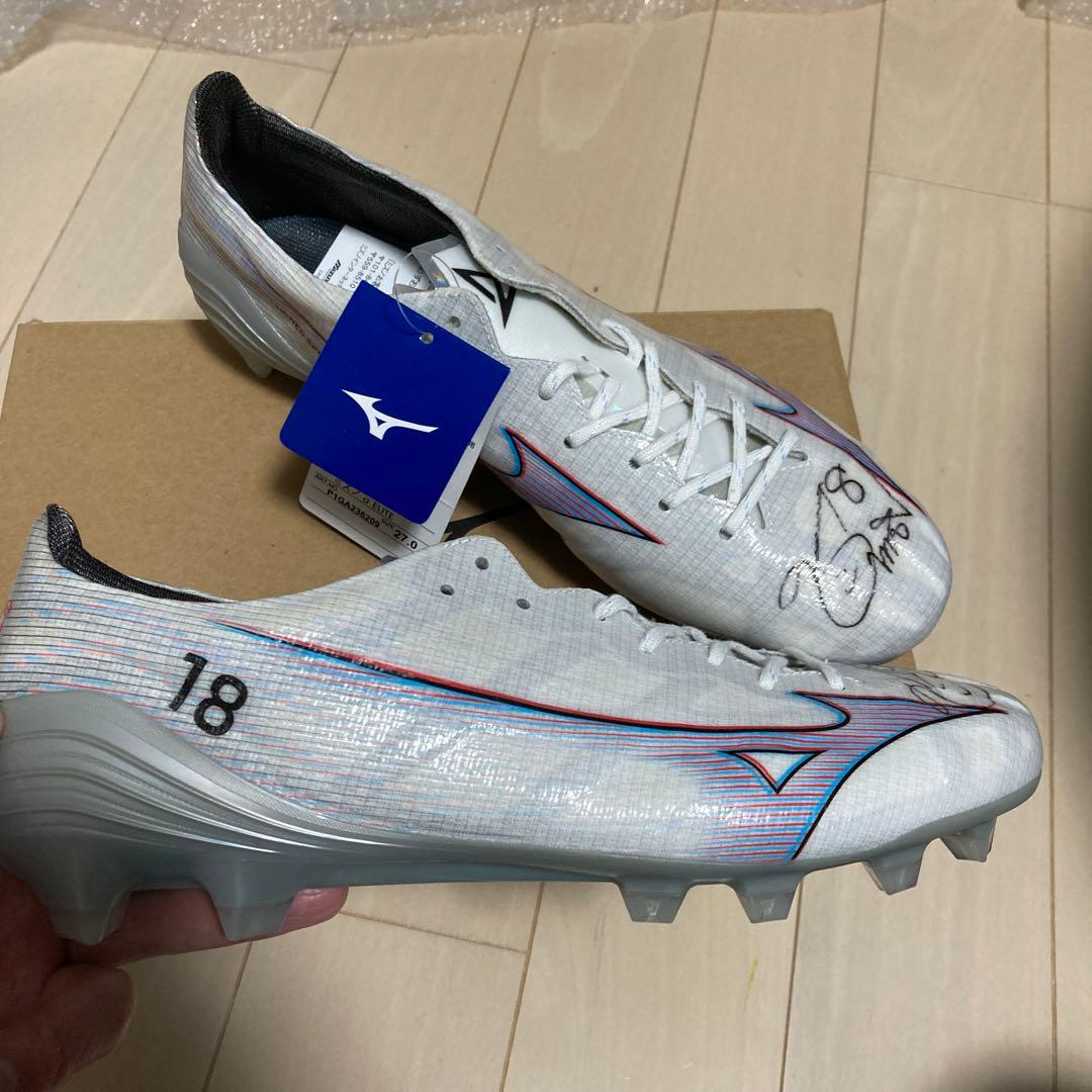 サッカースパイク ミズノ αエリート ミズノ アルファエリート 　チャナティップ