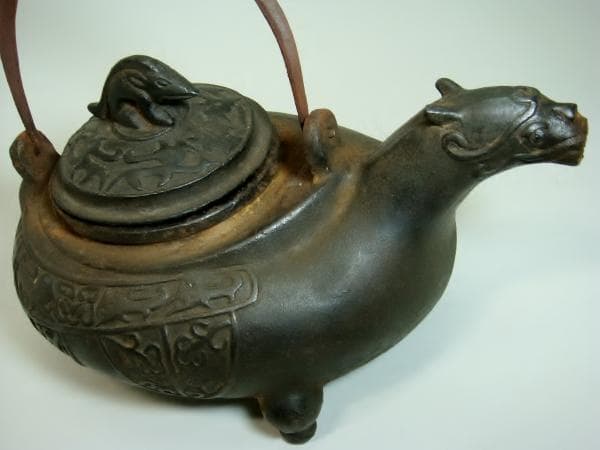 鉄瓶■古い鉄製急須 中国 亀 古鉄瓶 茶瓶 水注 康熈二十四年三月造 古玩骨董■
