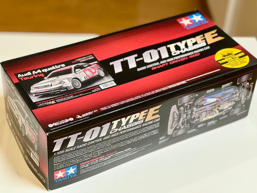 タミヤ1/10 アウディ A4 クワトロ ツーリング（ TT-01TYPE-E）