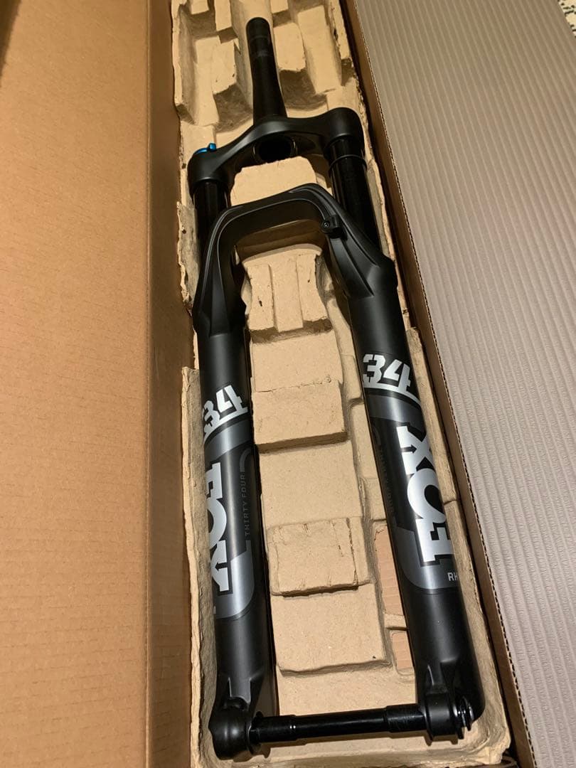 【訳アリ】FOX float 34 rhythmサスペンションフォーク