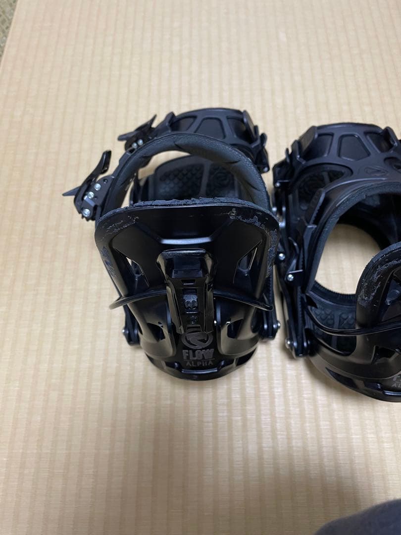 Flow ALPHA スノーボード　ビンディング　リアエントリー