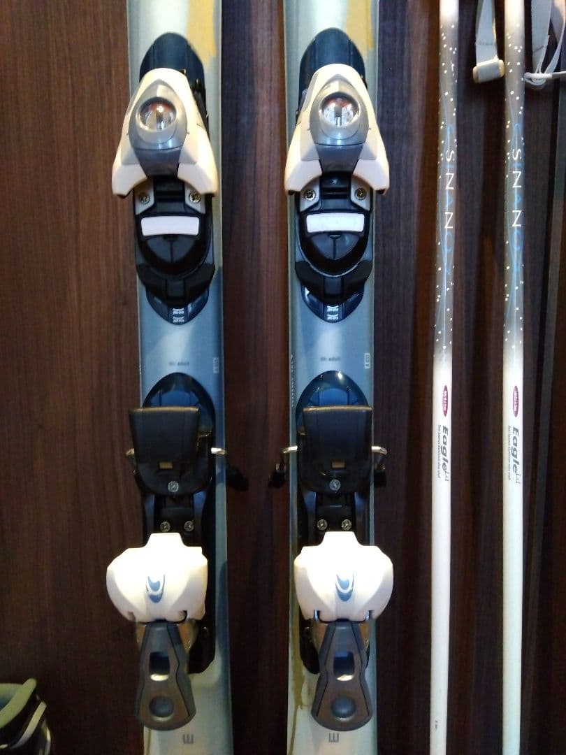 ハイエンド SALOMON 学生・レディース スキーセット メンテ・WAX済み✔