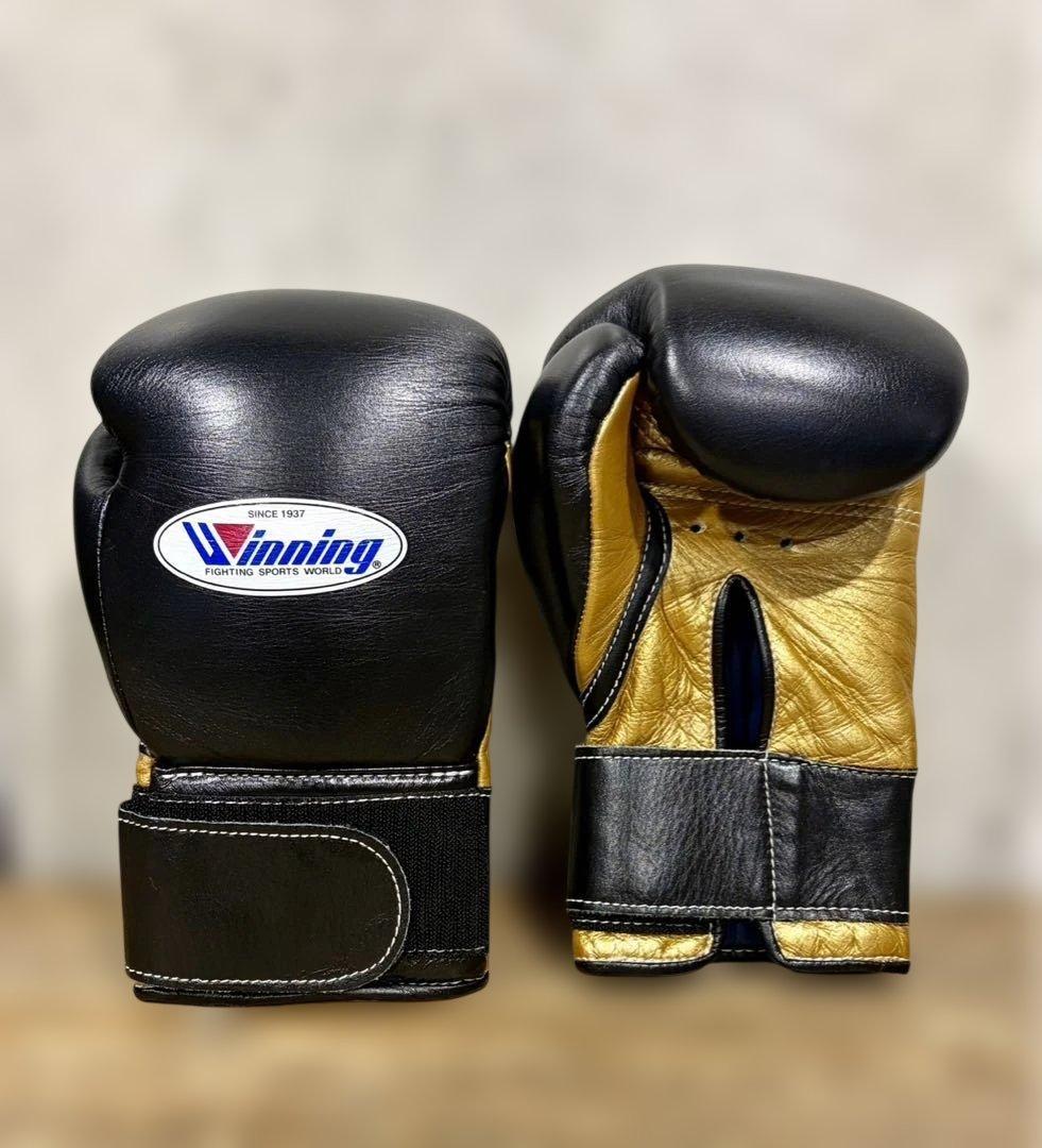 Winning ボクシンググローブ 黒/金