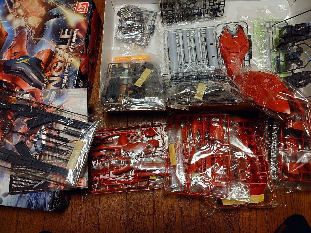 RE/100 ナイチンゲール 未組立 一部パーツ取れ有り