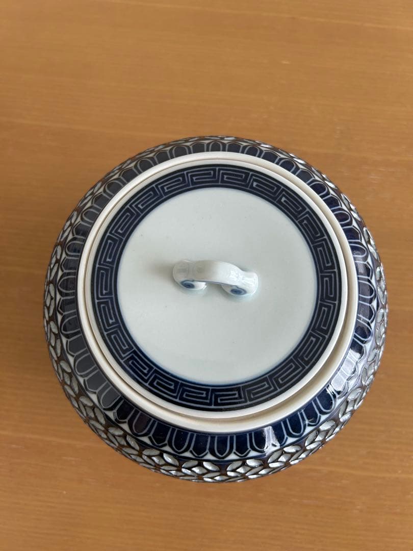 【最終値下】韓錫基　月正陶芸　白磁青華二重透刻　七宝文水指