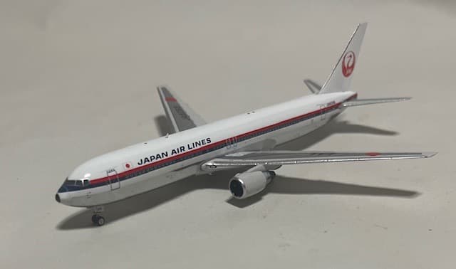 JAL B767-300ER JA8568 初代鶴丸