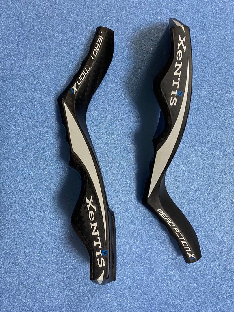 【よねこ】★激レア！コレクター必見★Xentis TTエアロハンドルバー