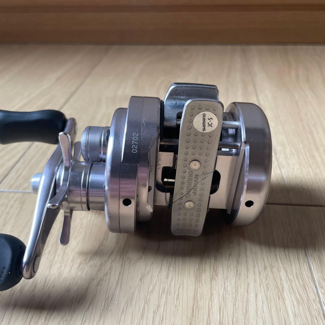 希少美品　シマノ　カルカッタコンクエストDC 51