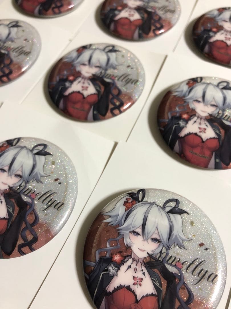 鳴潮　C105 コミケ　缶バッジ　トレーディング　グリッター　ツバキ　16点