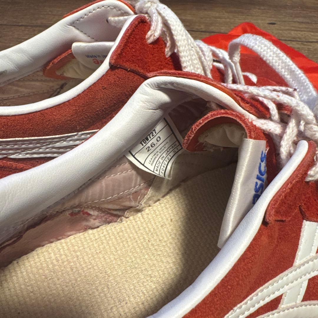ASICS レッド スエード スニーカー 収納袋付き