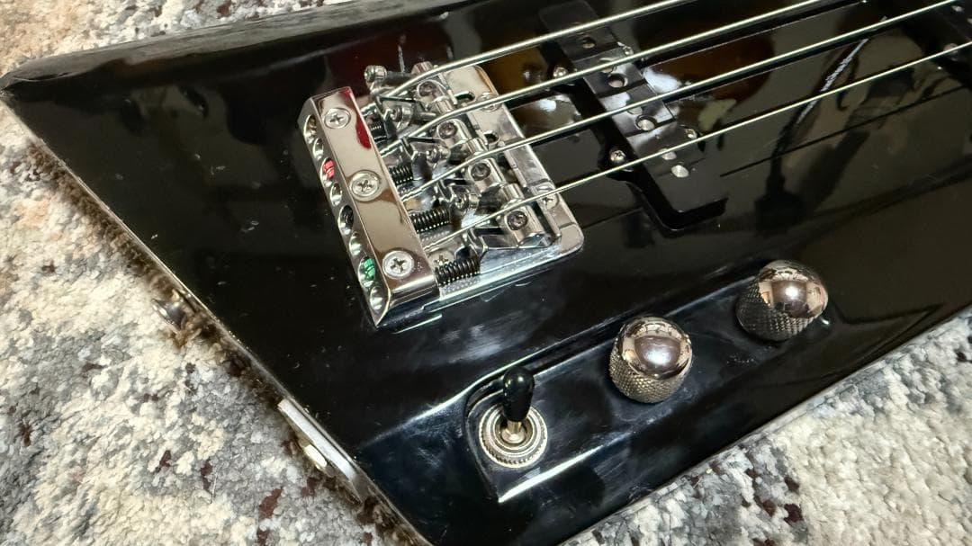 MEGAMI CRAFT Custom Bass 1984年 日本製