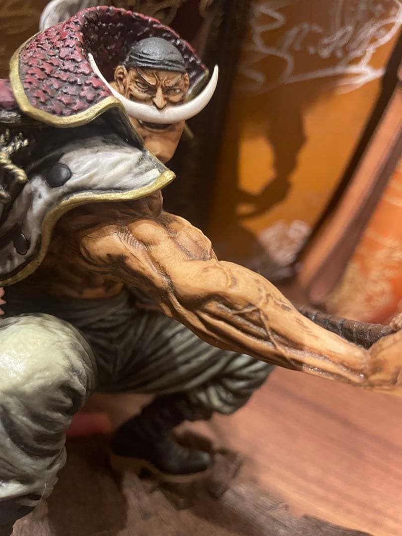 ワンピース 白ひげ　リペイント　フィギュア