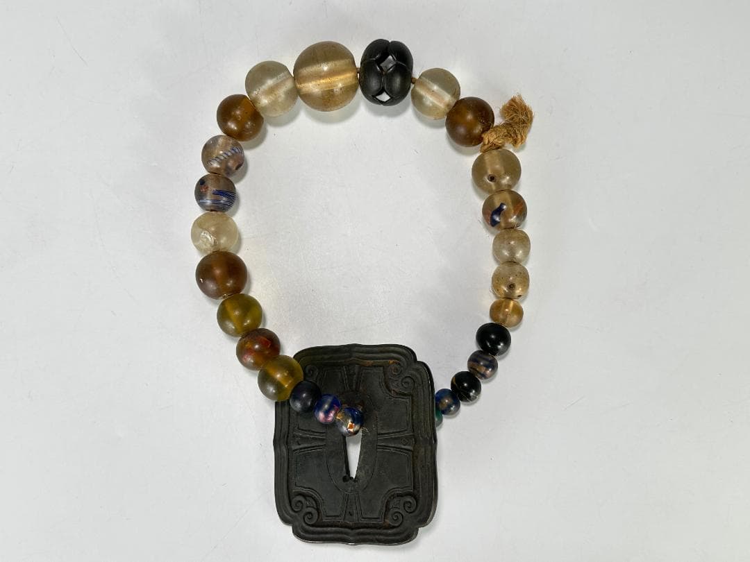 北海道アイヌ民族　アイヌ玉　首飾りタマサキ