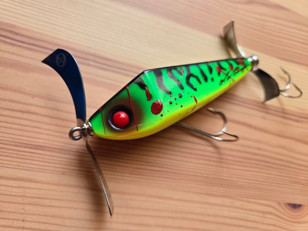 アブディール　ロンバスライト