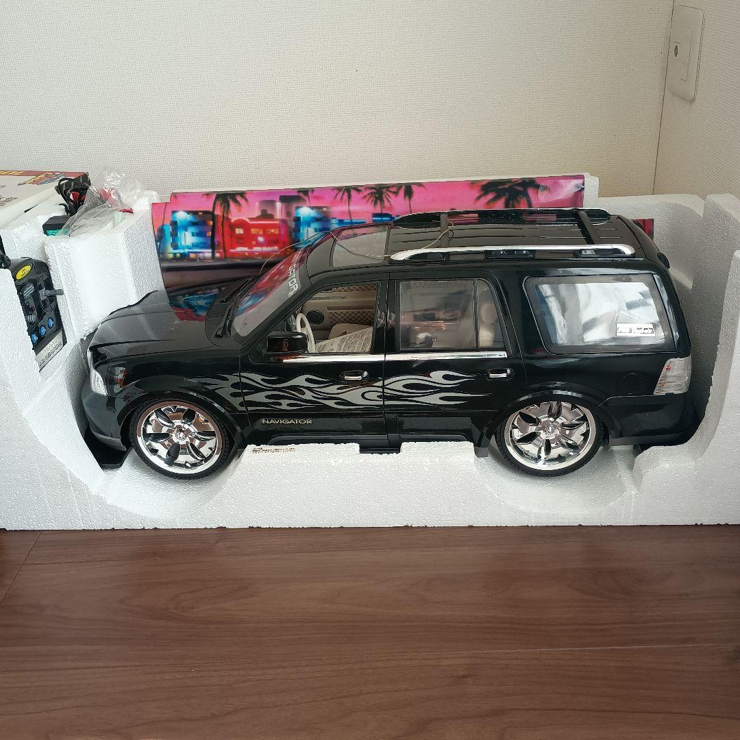 リンカーンナビゲーター 　1/6スケールラジコン