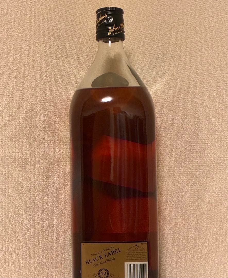 Johnny Walker マグナムボトル　ジョニーウォーカー　ジョニ黒
