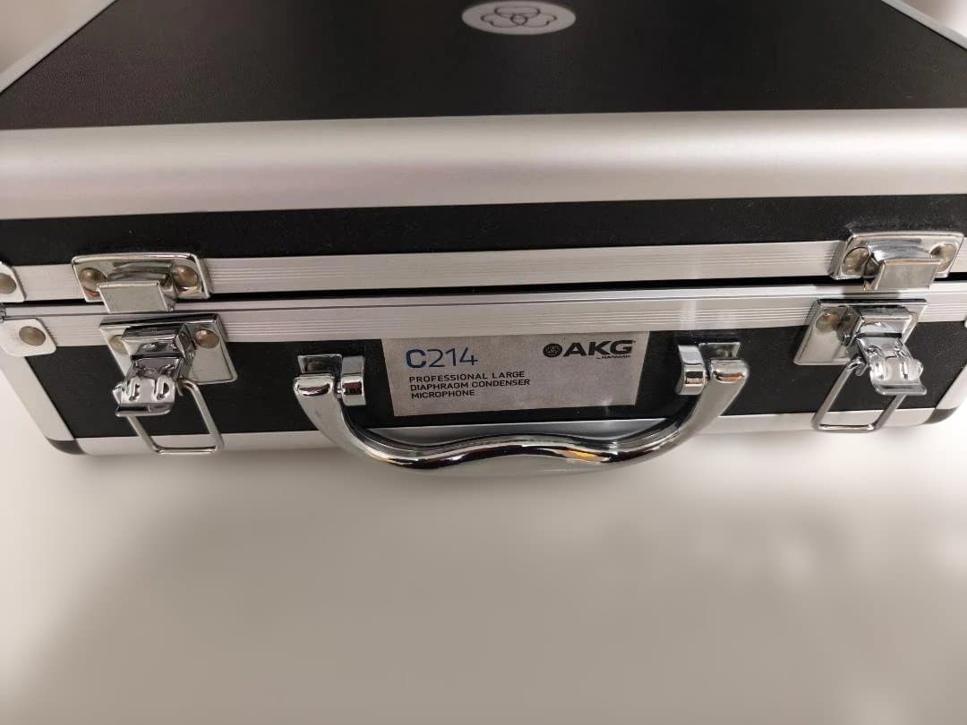 AKG C214 コンデンサーマイク キャリングケース付き