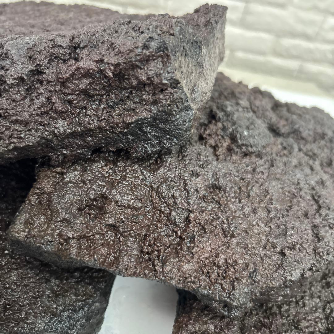 溶岩石　アクアリウム　大きめ　希少　爬虫類　トカゲ　水槽　インテリア　レア