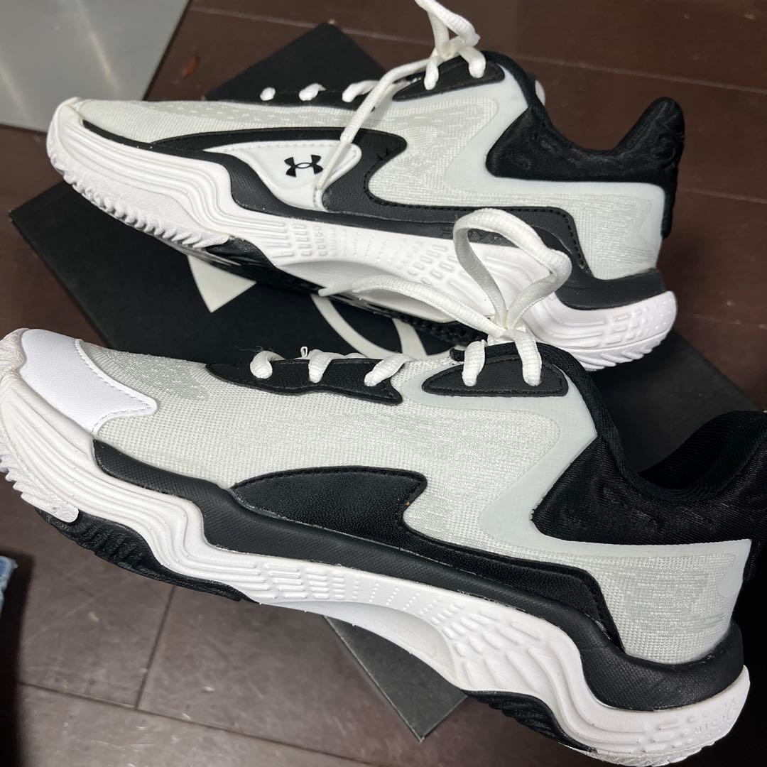 アンダーアーマー SPAWN7 バッシュ