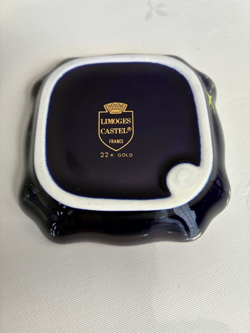 Limoges Castel 濃紺皿と和光の青いガラス皿セット銀のバターナイフ付