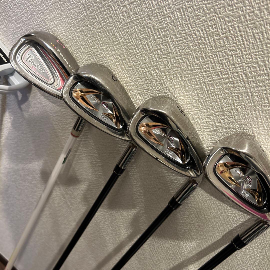 マックテッレディースL 11本　右利き　可愛いキャディバッグ 付き　ゴルフセット