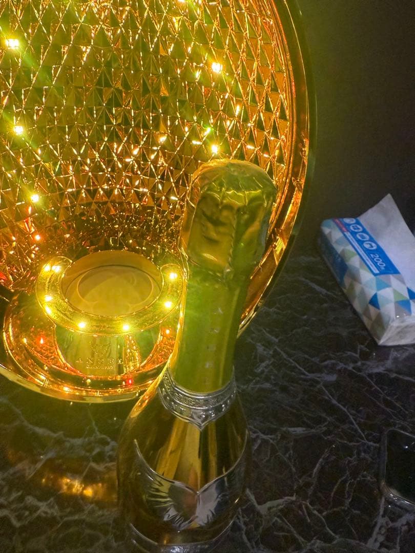 エンジェルシャンパンエッグ イエロー