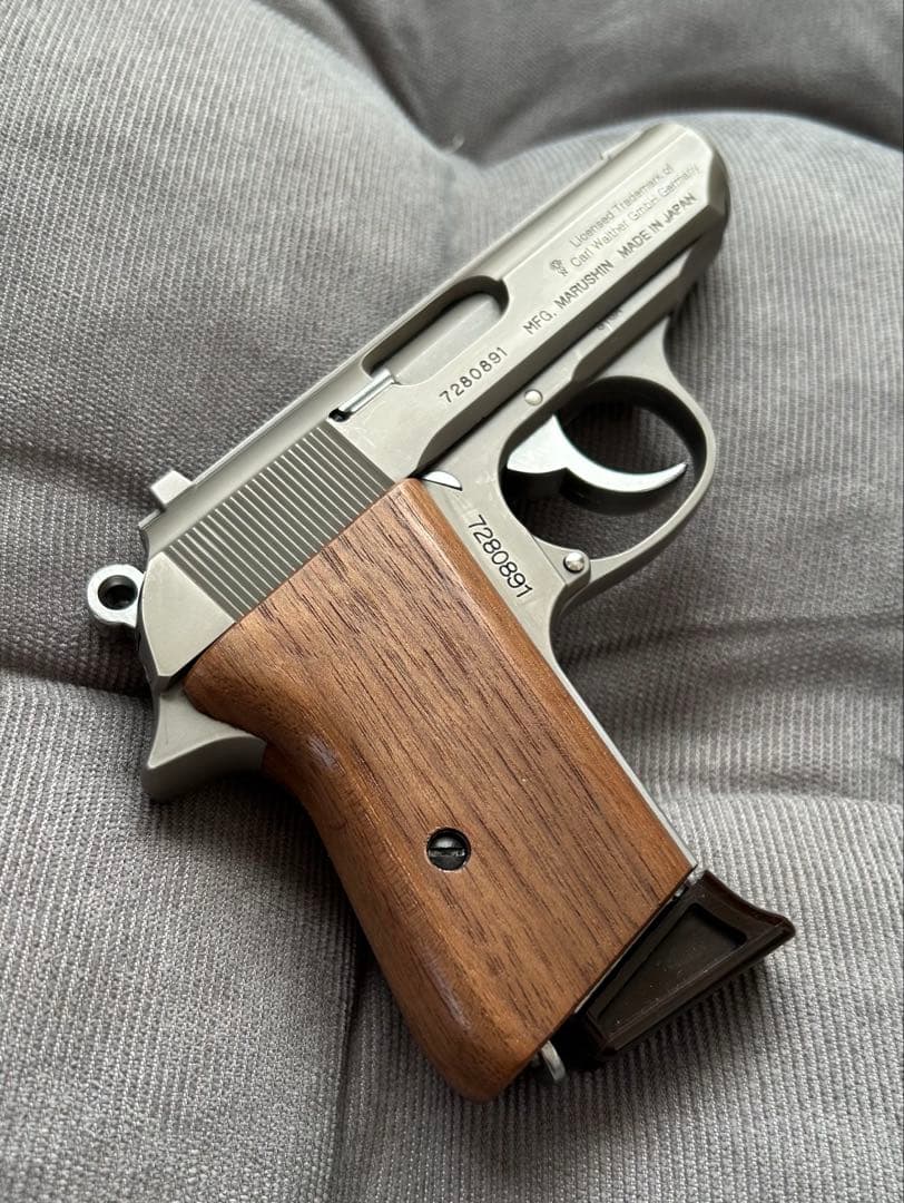 【マルシン】ワルサーPPK ロストステンレス シルバーメッキ【モデルガン】