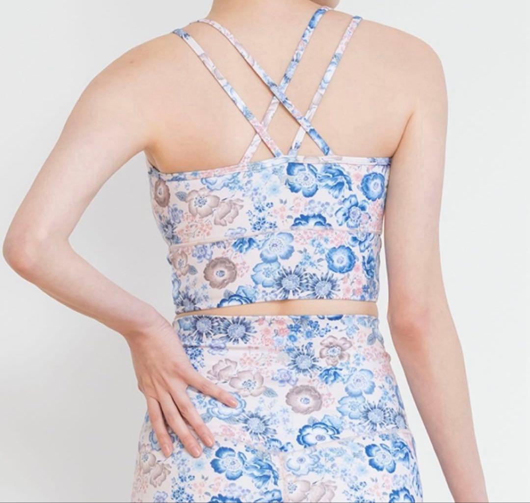 SUKALA フローラル　ヨガウェア上下セットMサイズ