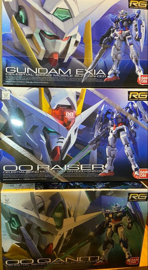 3点セットRG GUNDAM エクシア、00 ライザー00 クアンタ