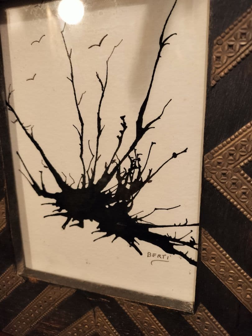 海外アーティスト★BERTI×J.ロジエ　鞭打ちアンティークチェアフレーム作家