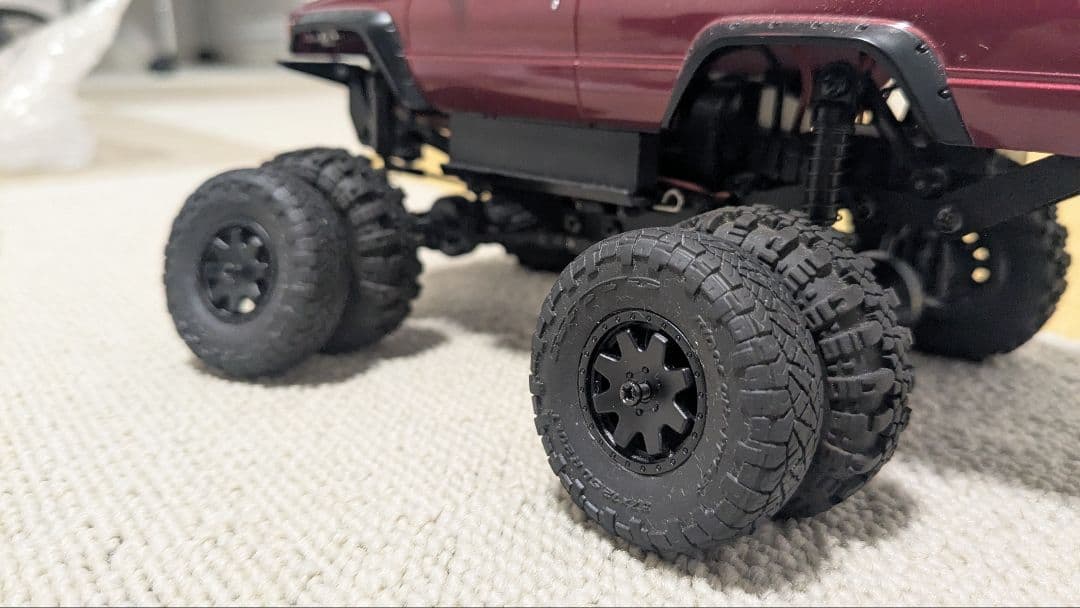 ミニッツMINI-Z 4x4 4ランナー ライト　リフト・インチアップ