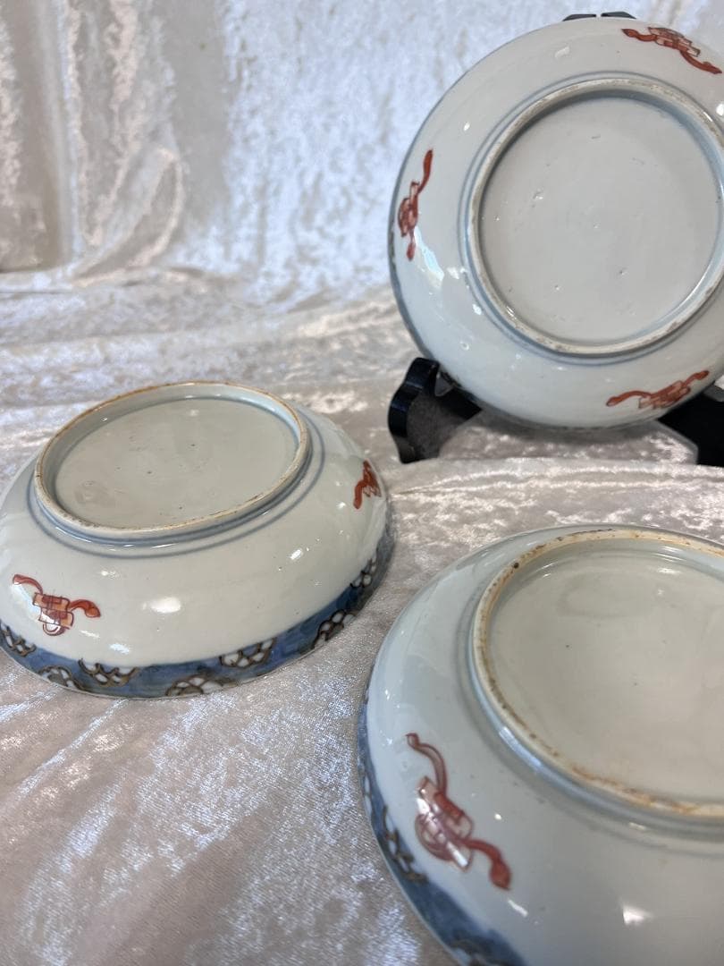 金彩色絵蝶と紫陽花紋５寸皿　伊万里焼　明治　５枚組