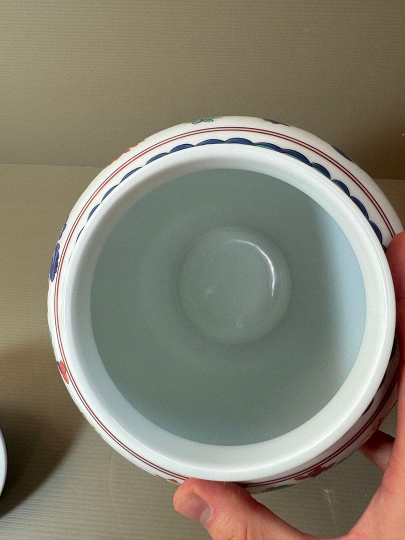 2901 其泉作　復刻柿右衛門　岩菊文蓋付壺　未使用