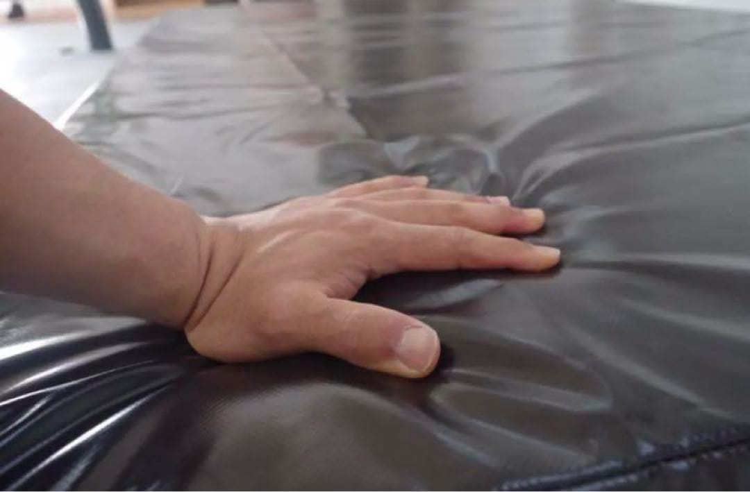 大型安全マット☆☆ 厚さ20cm ボルダリングや体操教室 クライミングマット