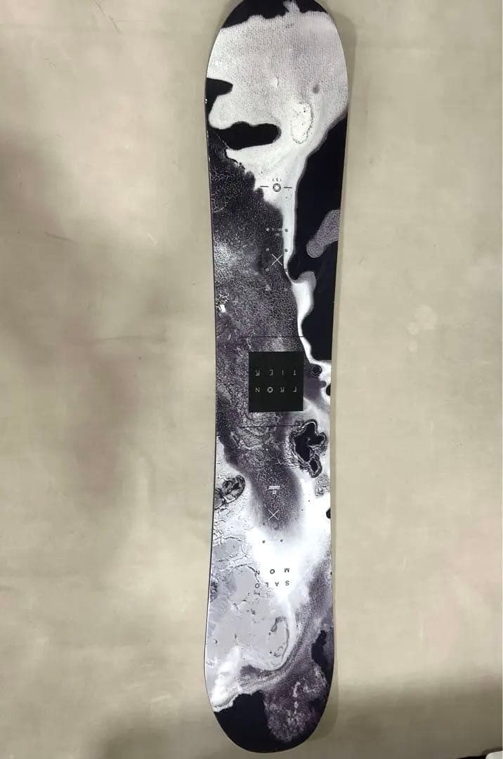 高年式サロモン スノーボードセット　157 +ビンディング+ボードケース