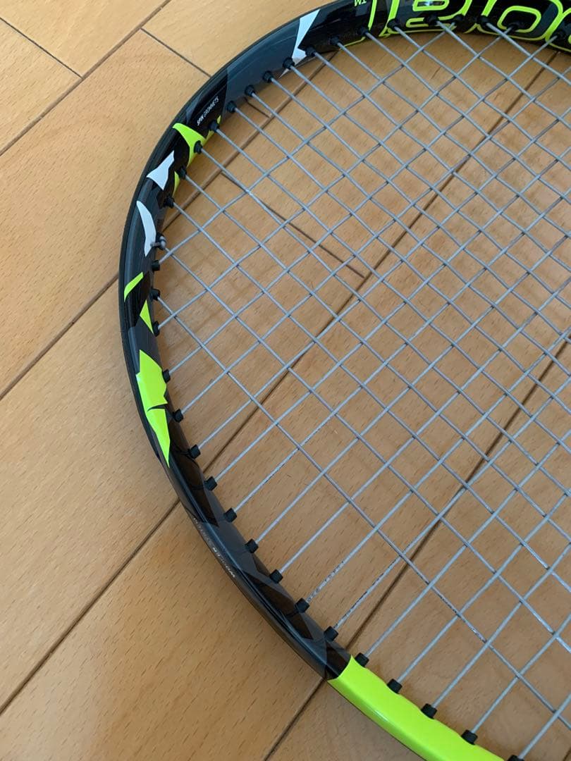 バボラ ピュアアエロ 100