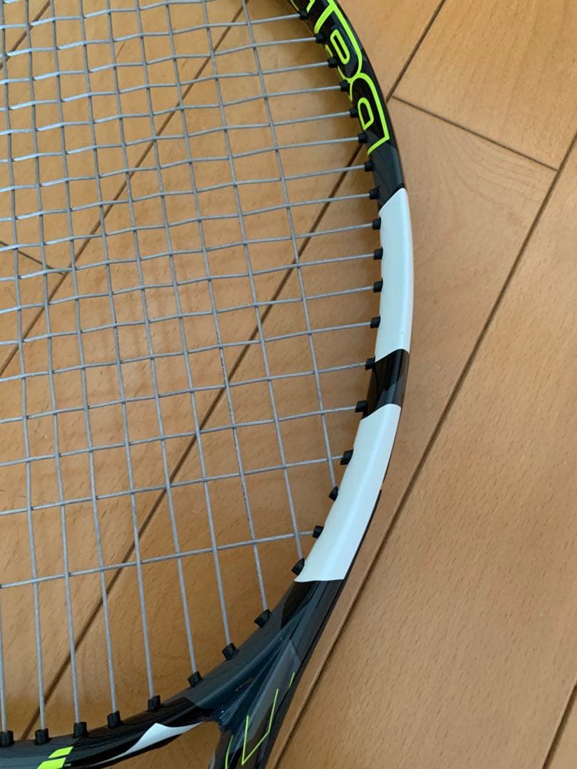 バボラ ピュアアエロ 100