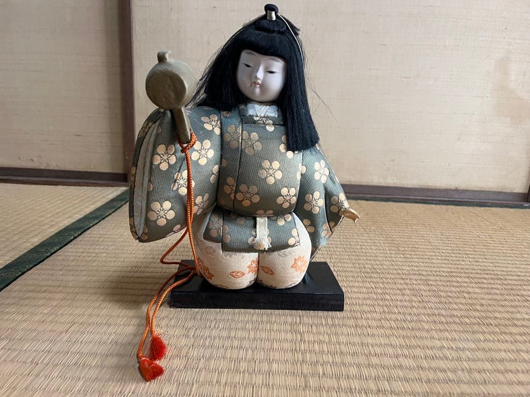 市松人形 青色花模様 木製