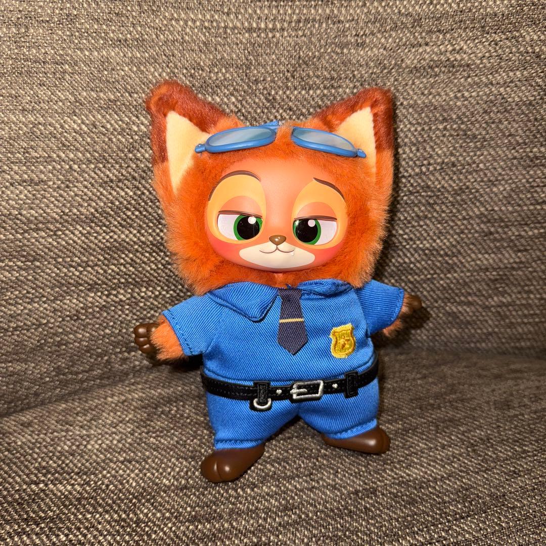 MINISO ディズニー　ズートピア　マスコット　ぬいぐるみ　ニック　2点セット