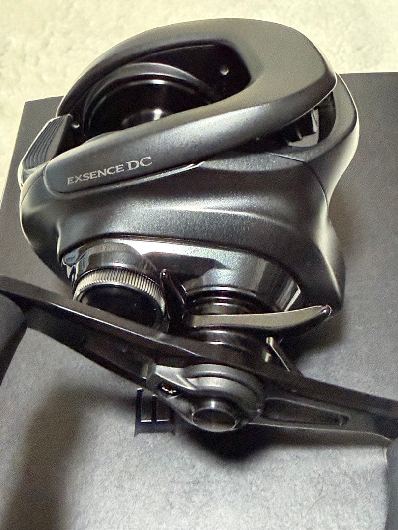 シマノ　22エクスセンスDC XG 右ハンドル